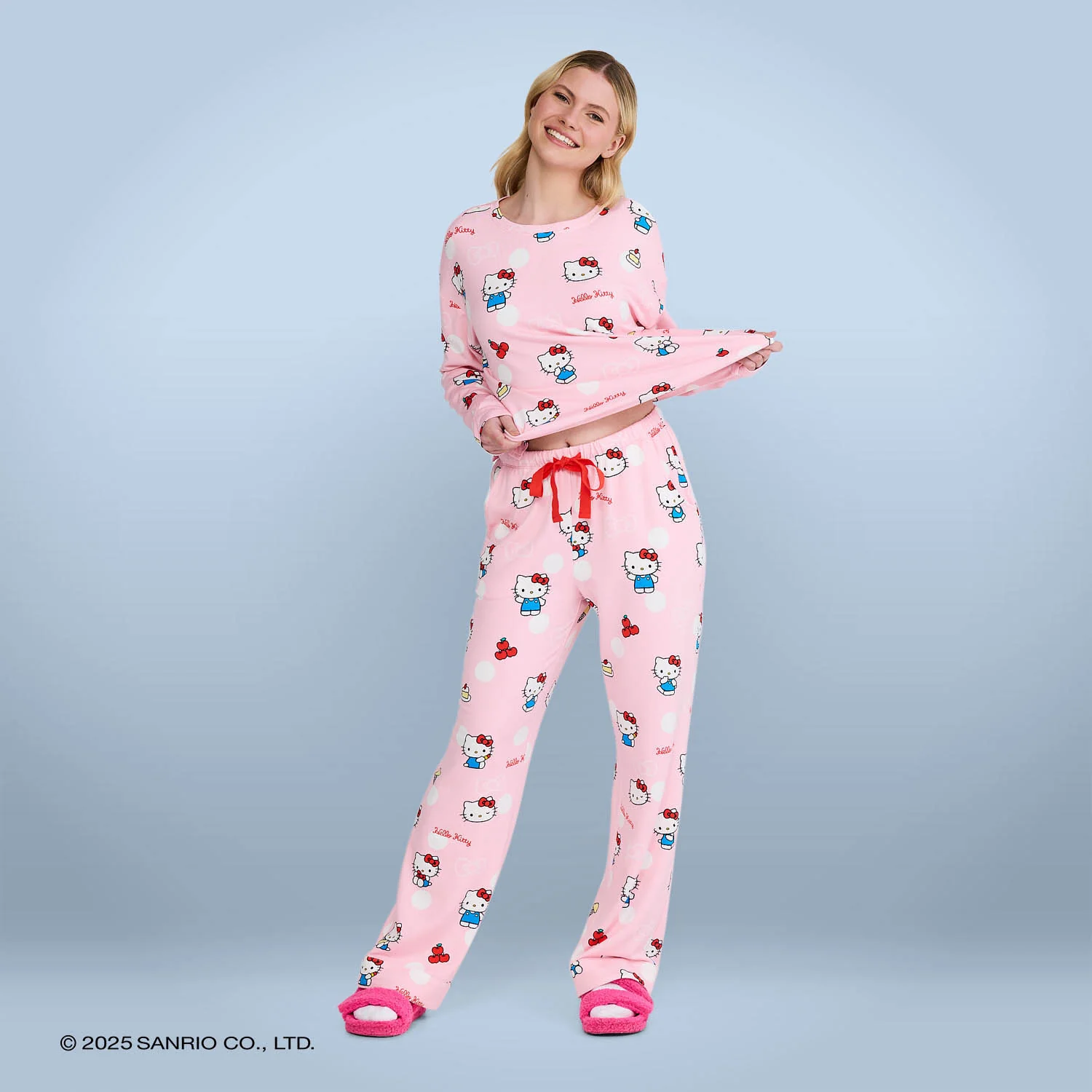 1004-hello-kitty-polka-dot-4.webp Hello Kitty Polka Dot