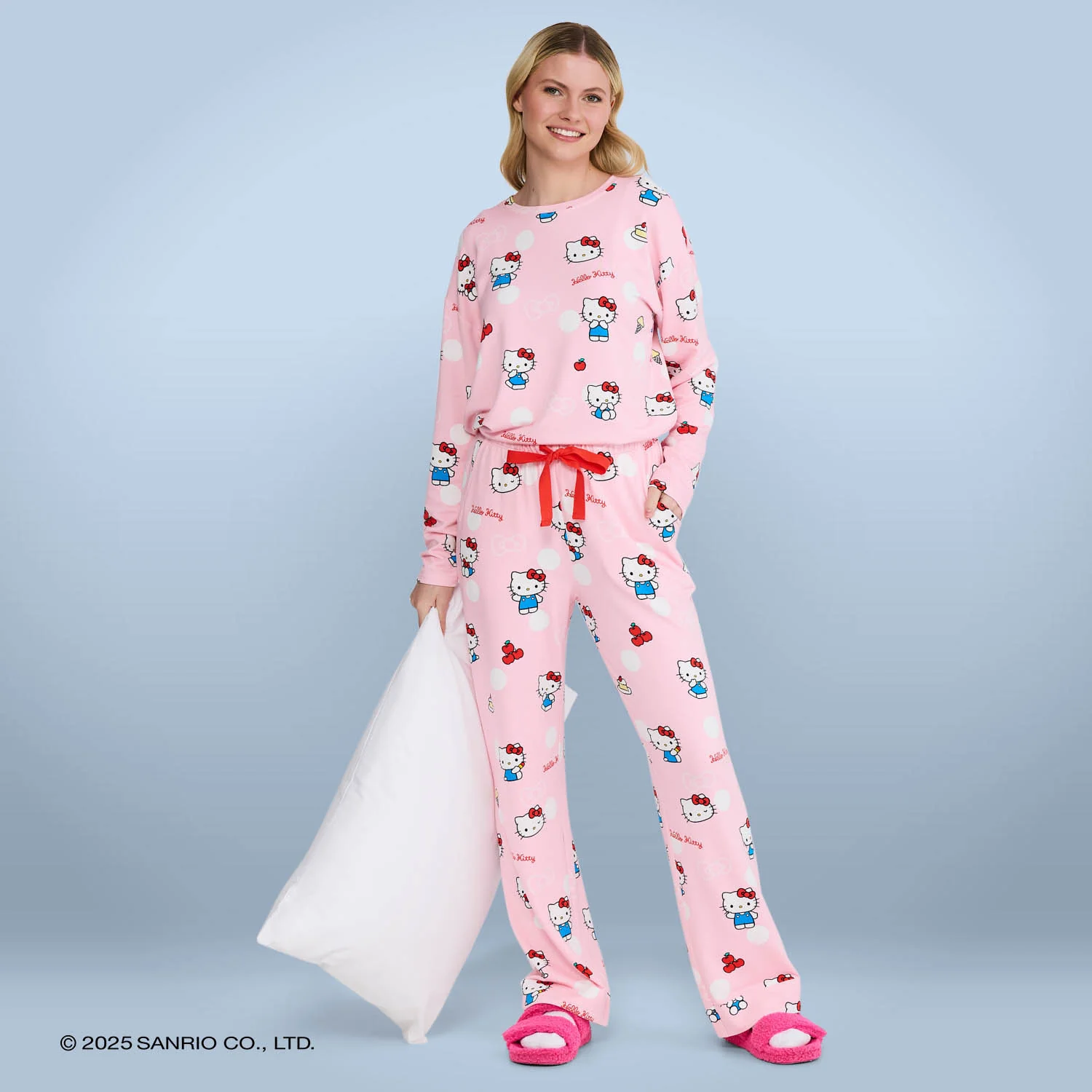 1004-hello-kitty-polka-dot-5.webp Hello Kitty Polka Dot