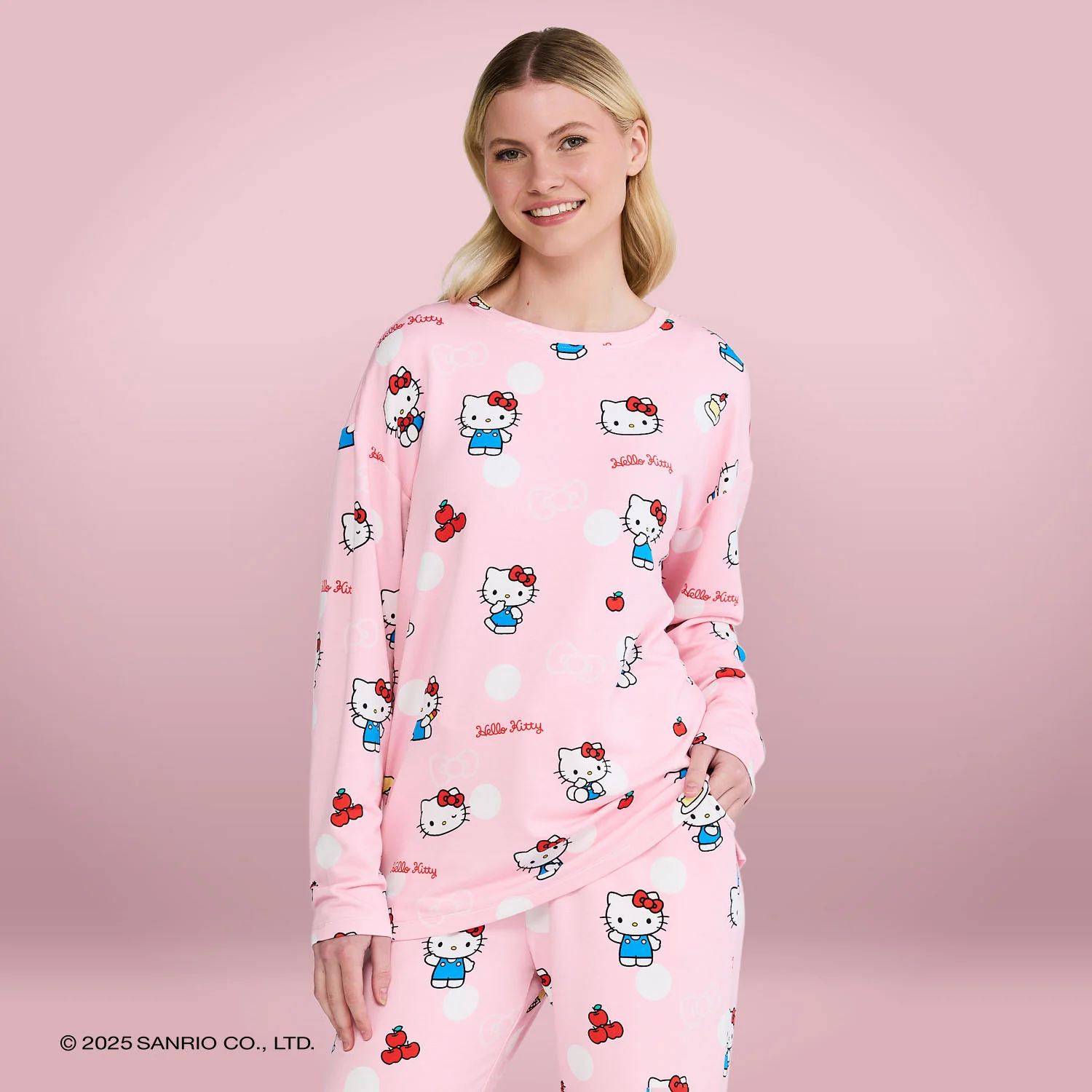 1018-hello-kitty-polka-dot-3.webp Hello Kitty Polka Dot