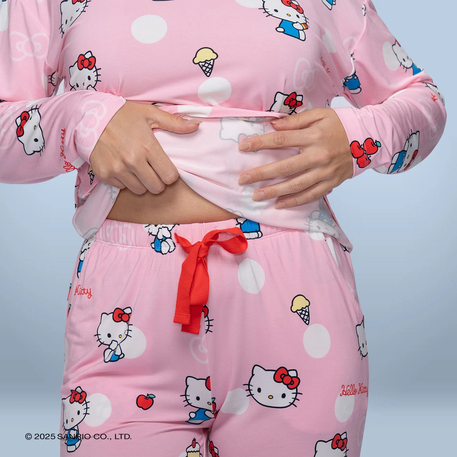 1025-hello-kitty-polka-dot-7.webp Hello Kitty Polka Dot