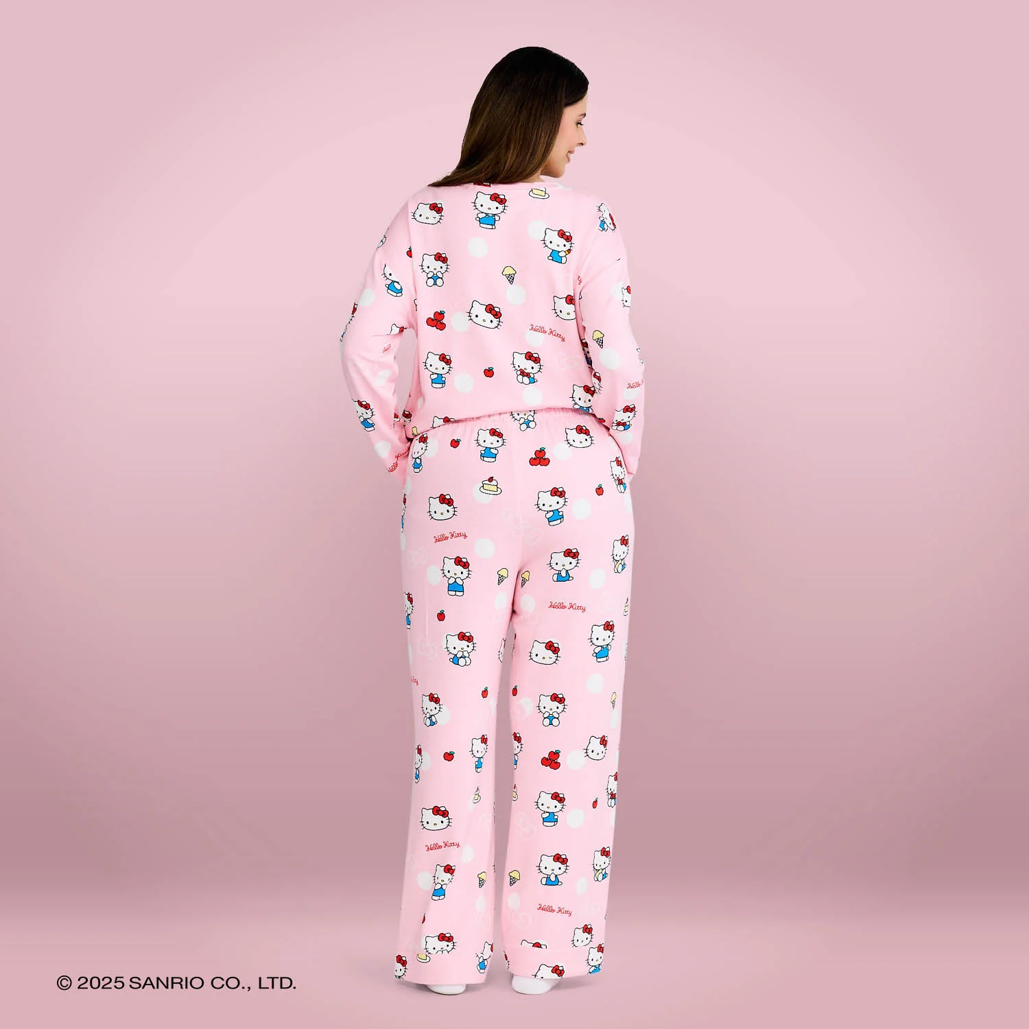 1040-hello-kitty-polka-dot-6.webp Hello Kitty Polka Dot