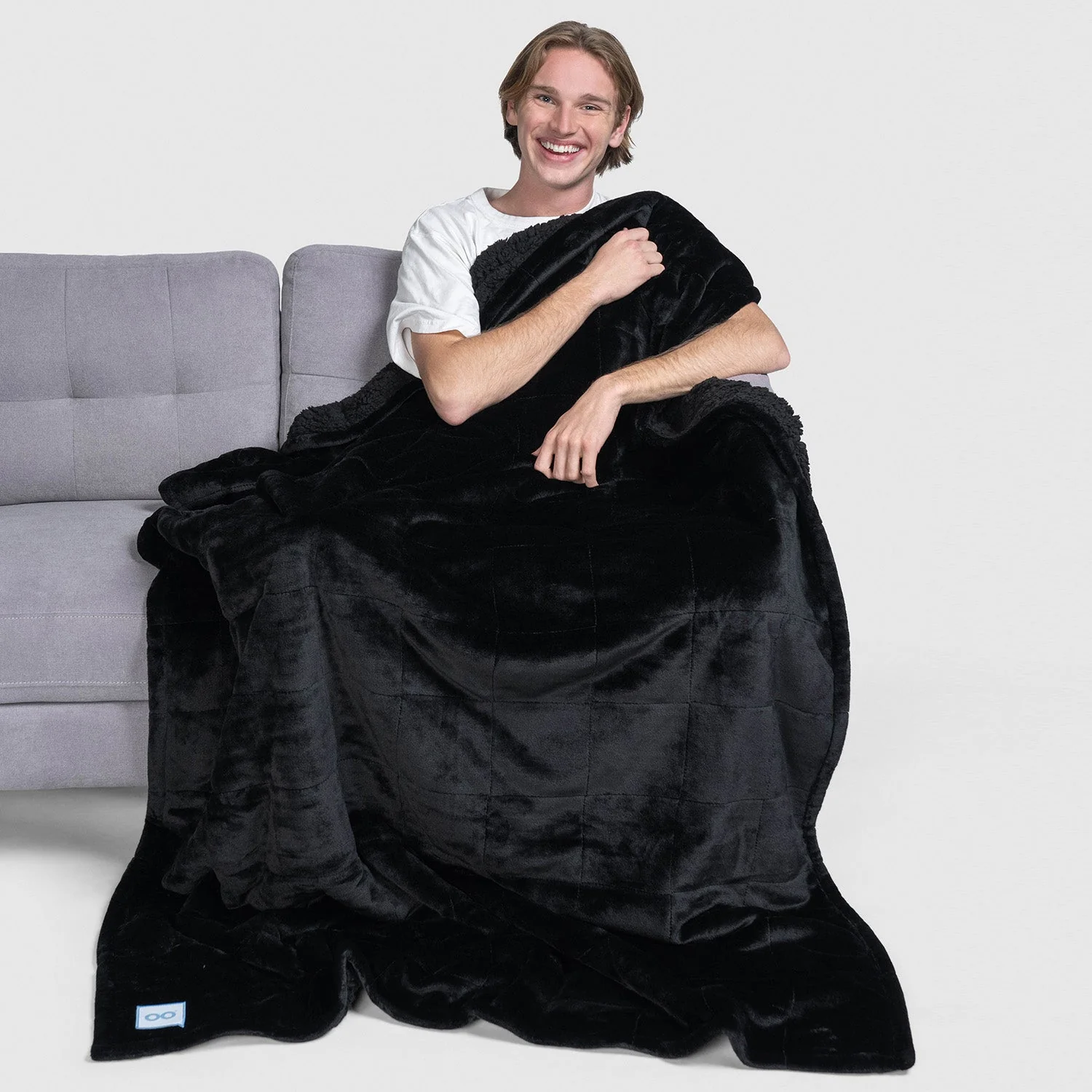 1104-black-3.webp Black