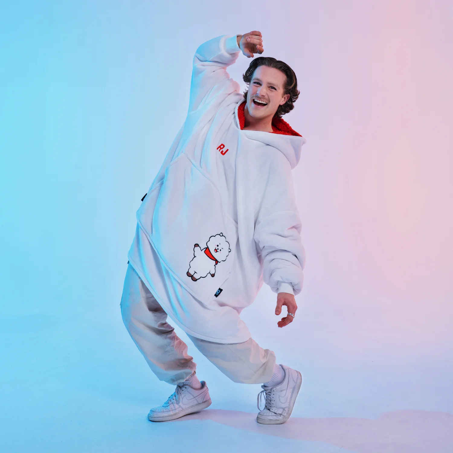1121-bt21-rj-1.webp BT21 RJ