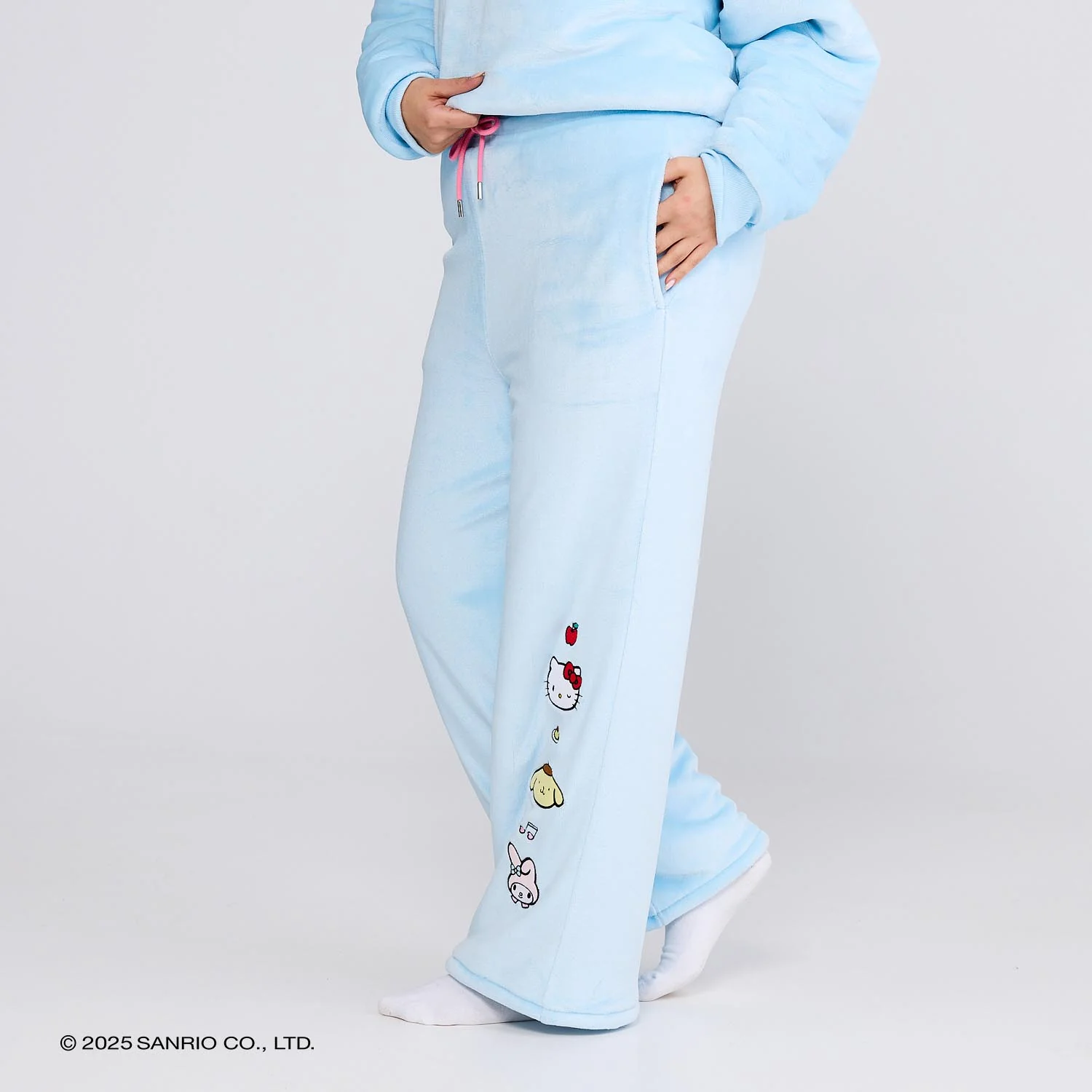 1354-hello-kitty-friends-7.webp Hello Kitty & Friends