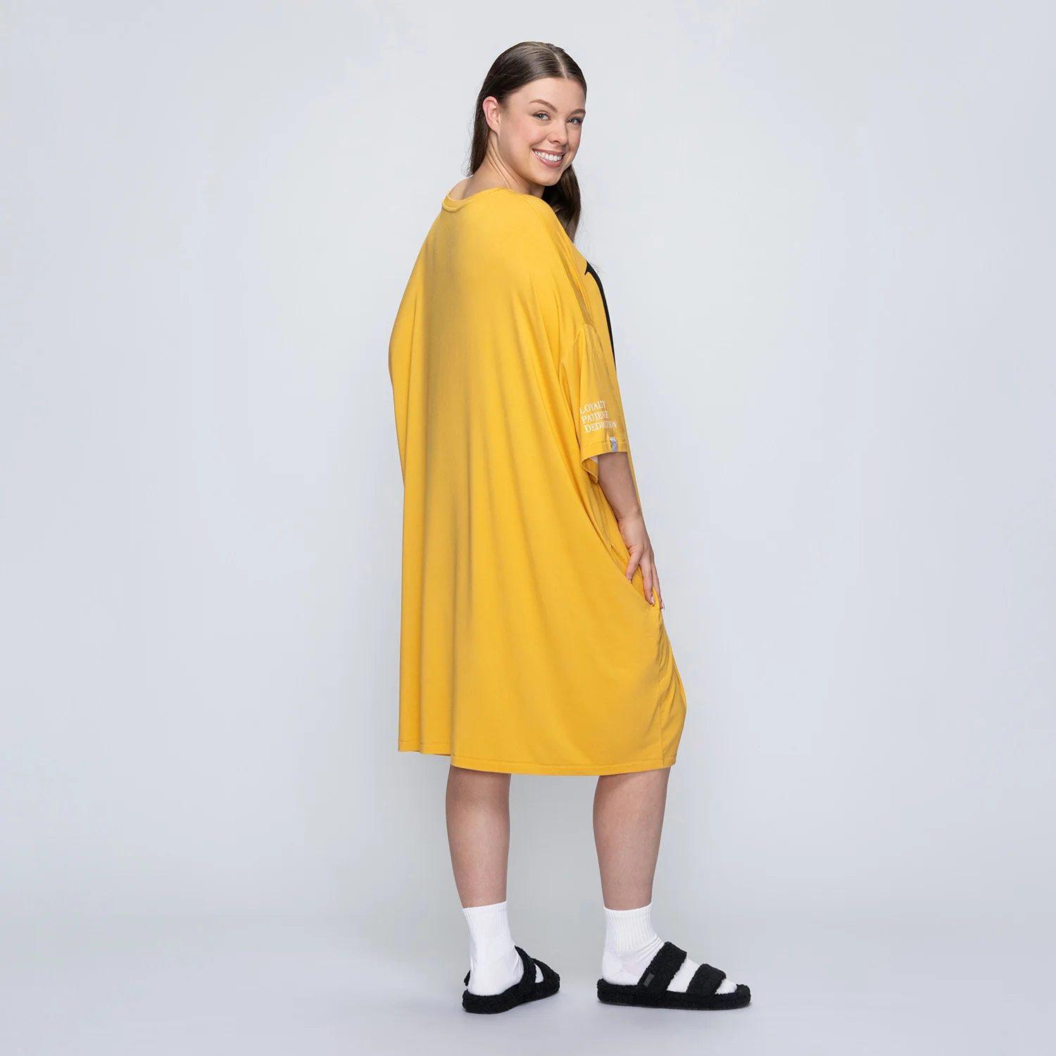 1361-harry-potter-hufflepuff-5.webp Harry Potter Hufflepuff