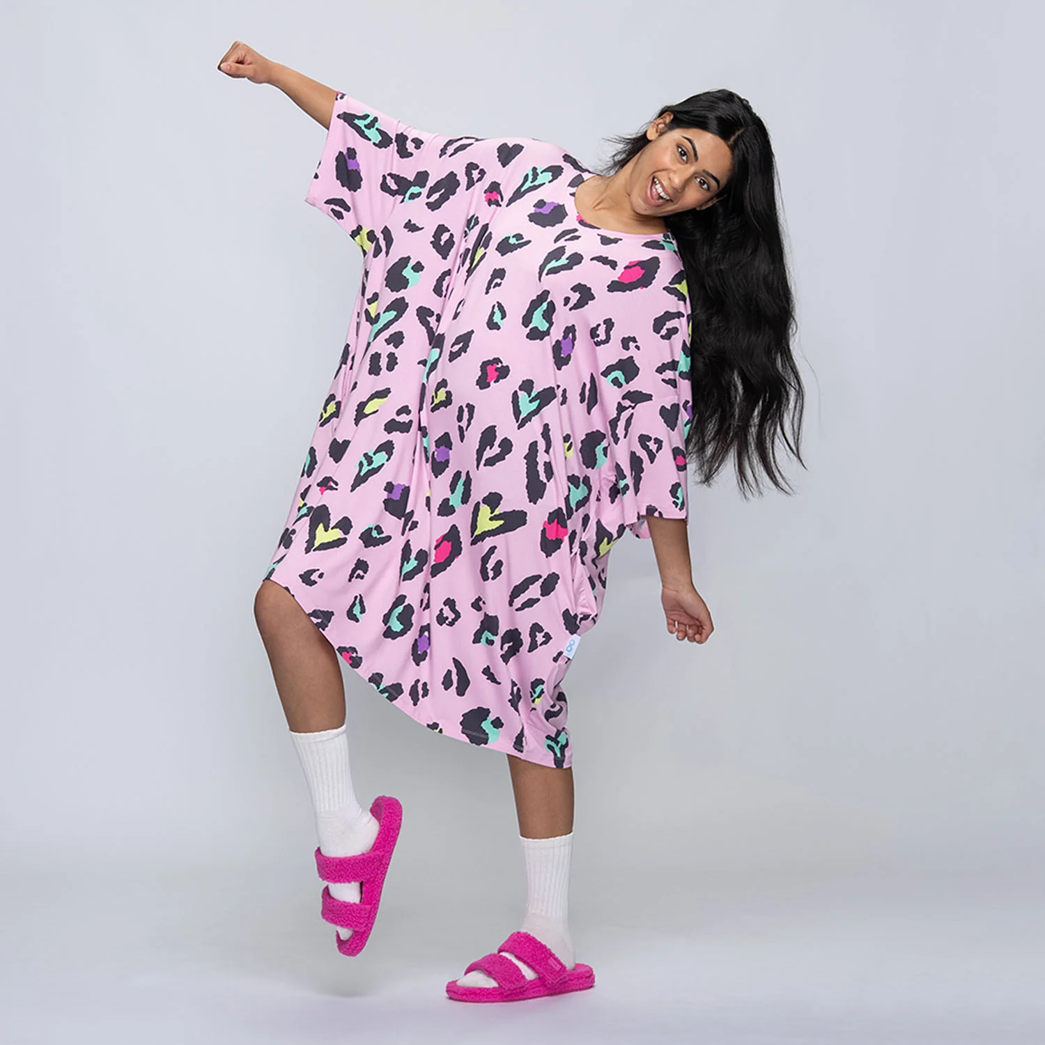 1436-pink-leopard-1.webp Pink Leopard