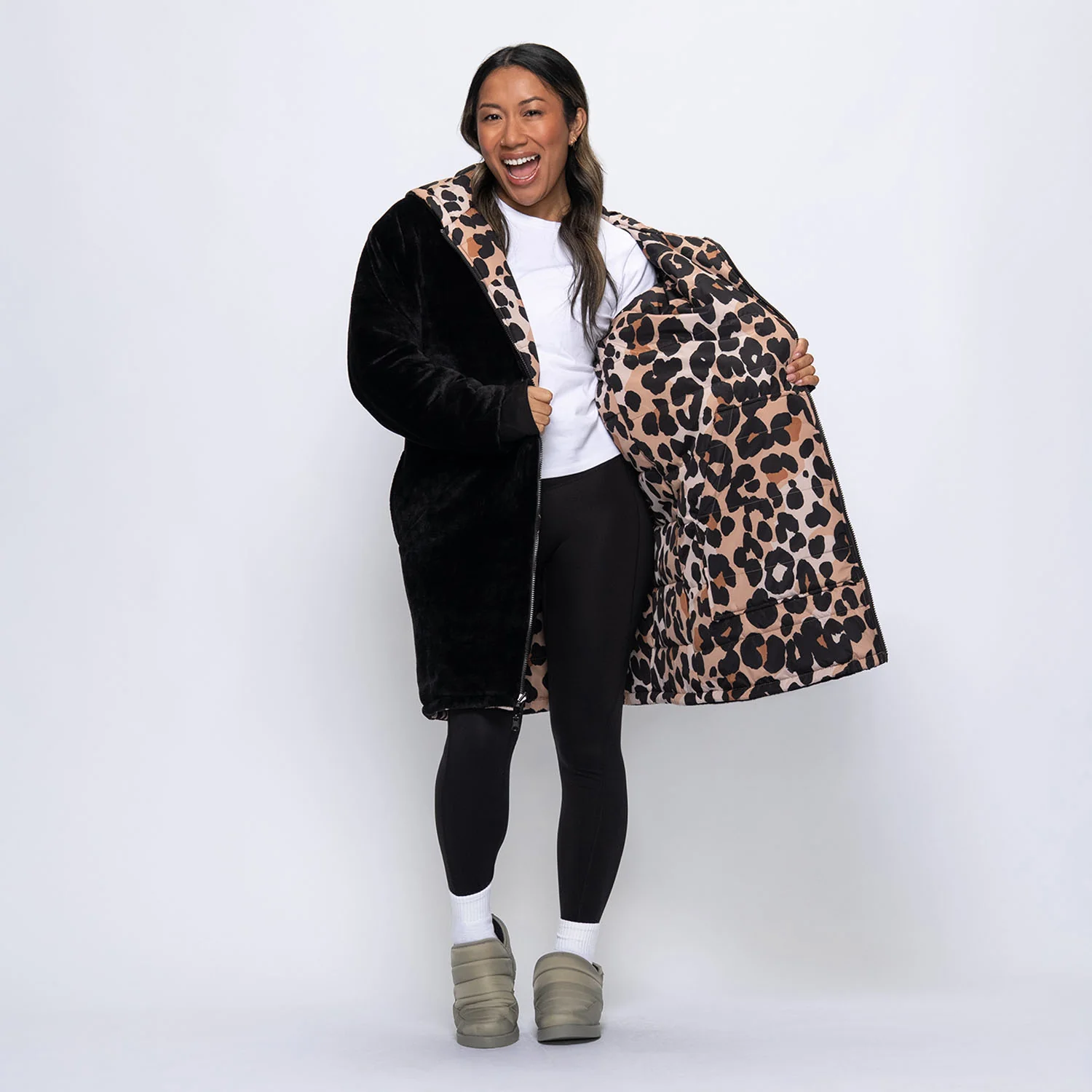 1568-leopard-print-black-2.webp Leopard Print/Black