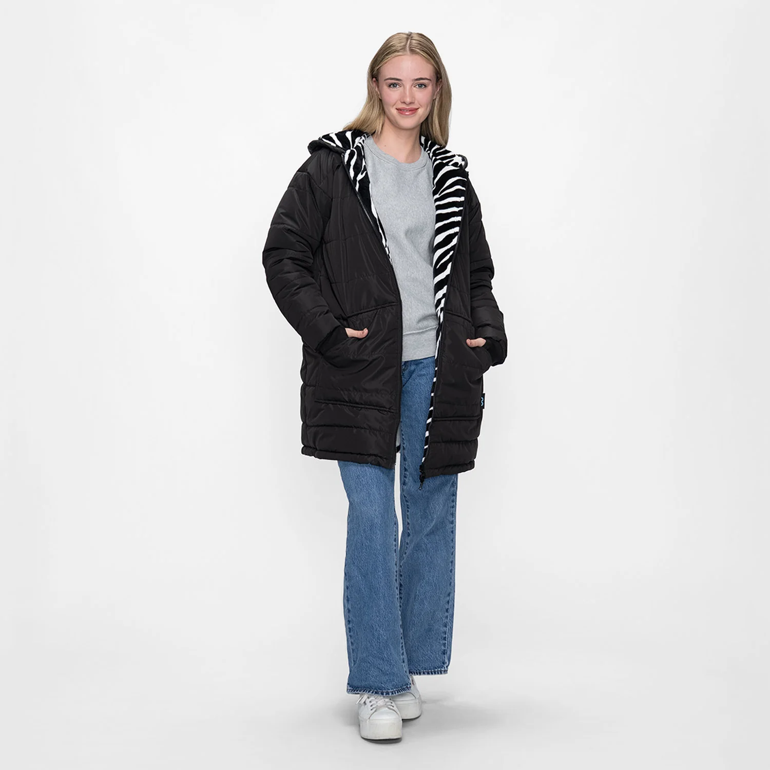 1585-black-zebra-3.webp Black / Zebra