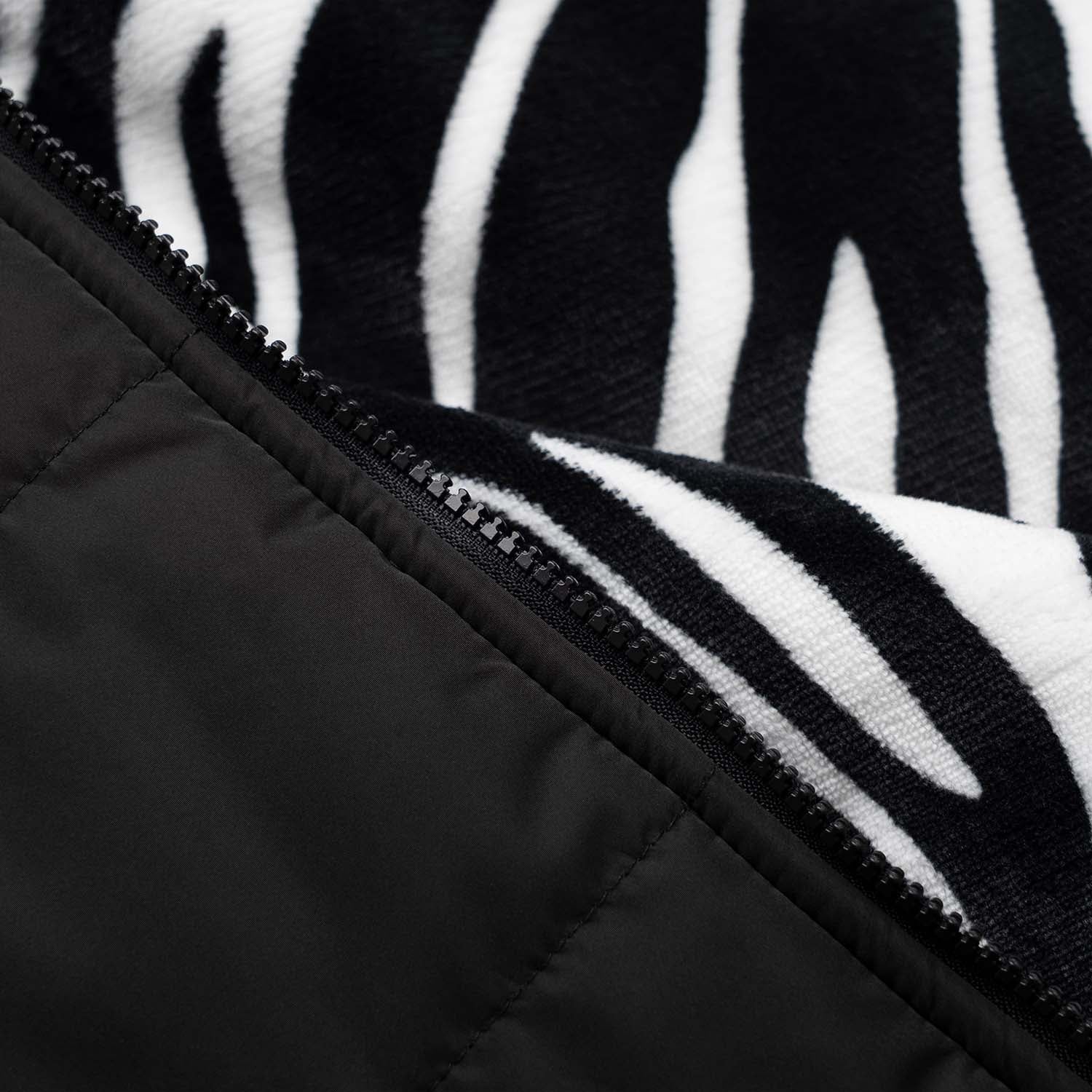 1585-black-zebra-7.jpg Black / Zebra