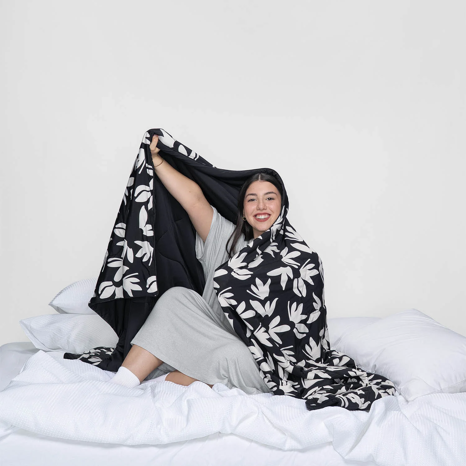 1659-black-floral-2.webp Black Floral