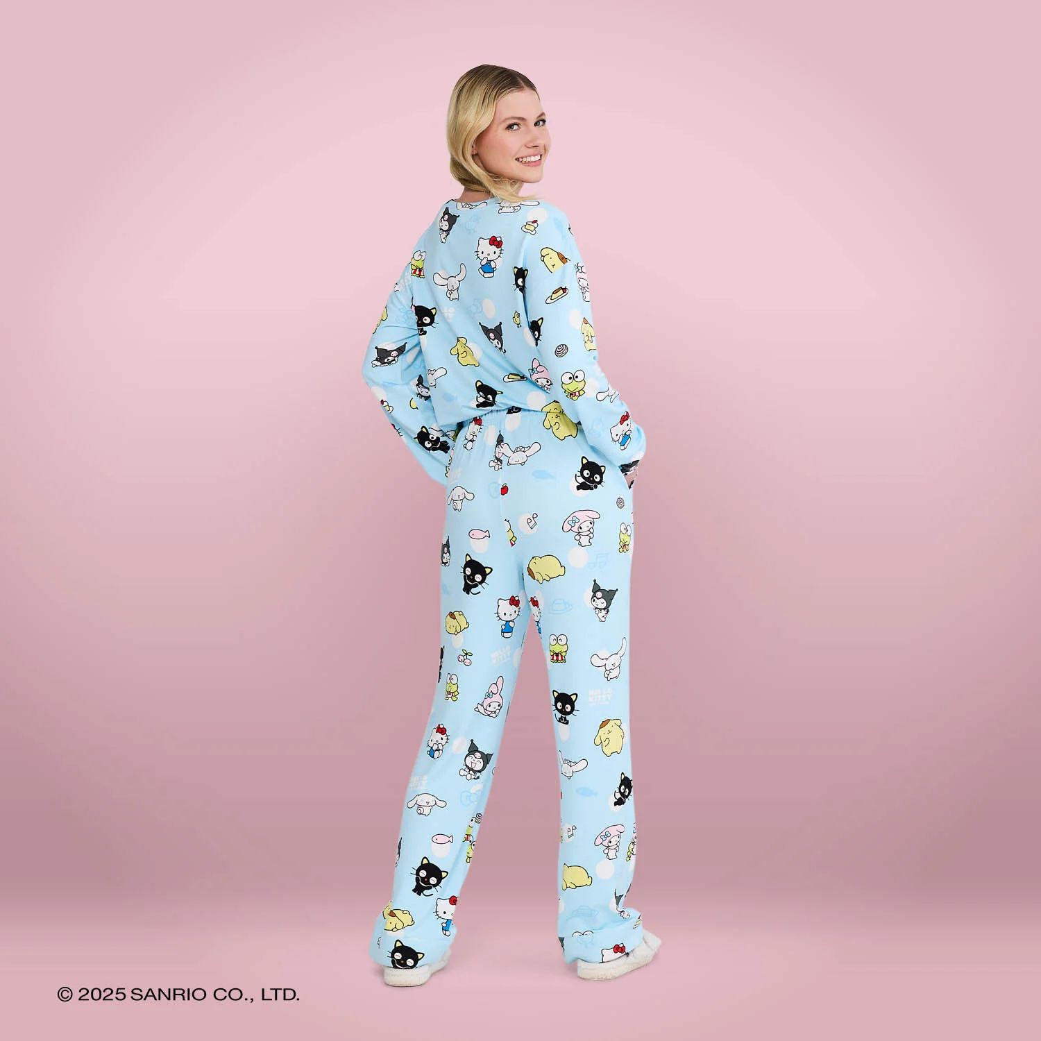 1718-hello-kitty-friends-5.webp Hello Kitty & Friends
