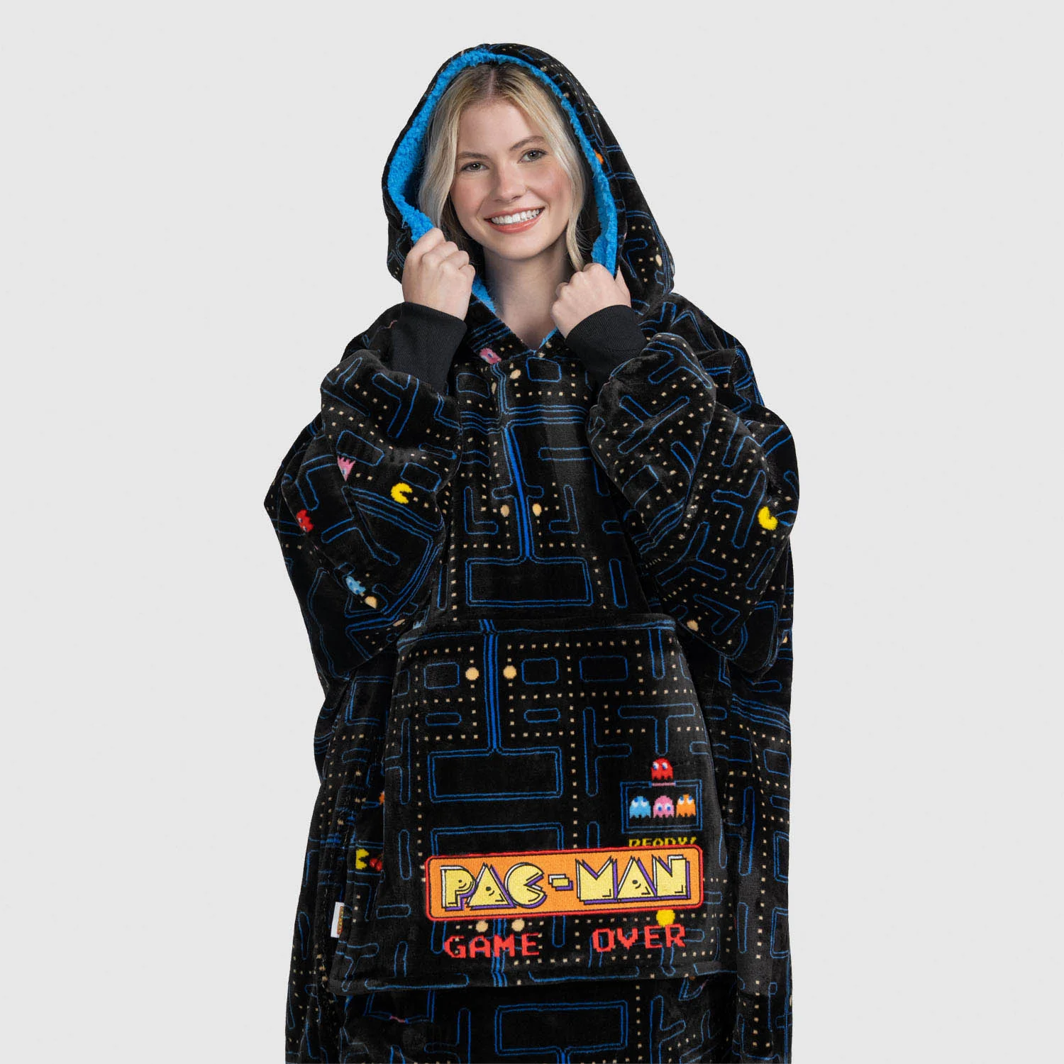 1731-pac-man-game-3.webp PAC-MAN Game