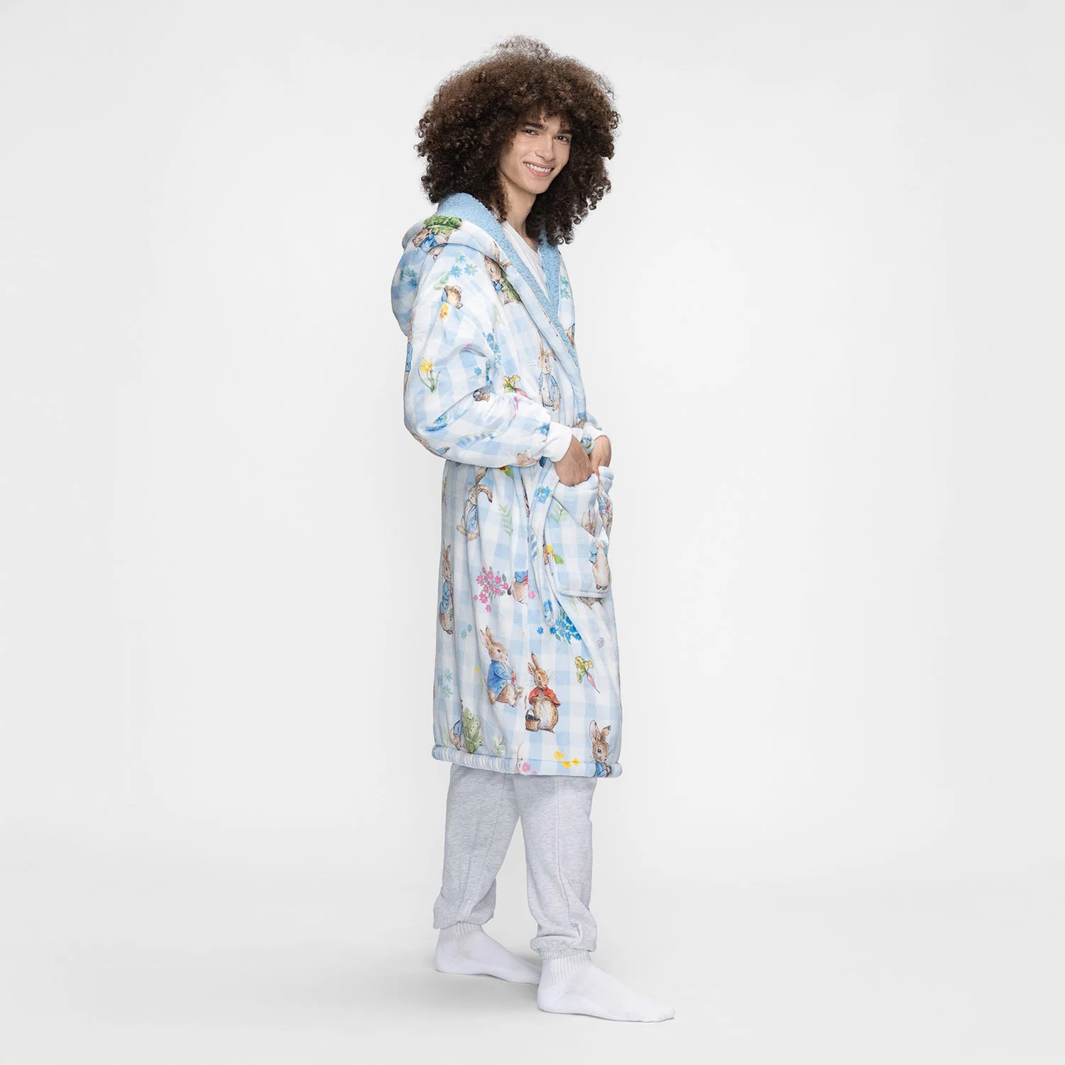 1745-peter-rabbit-6.webp Peter Rabbit