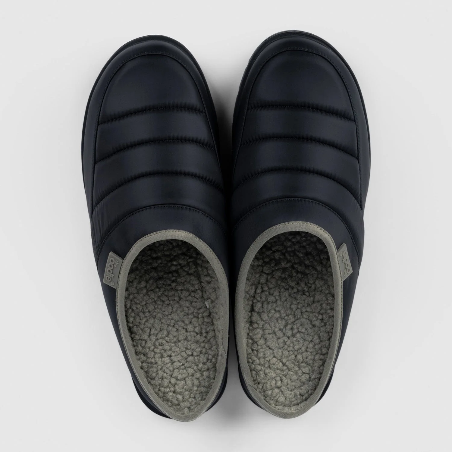 327-black-puffer-slip-on-2.webp Black Puffer Slip On