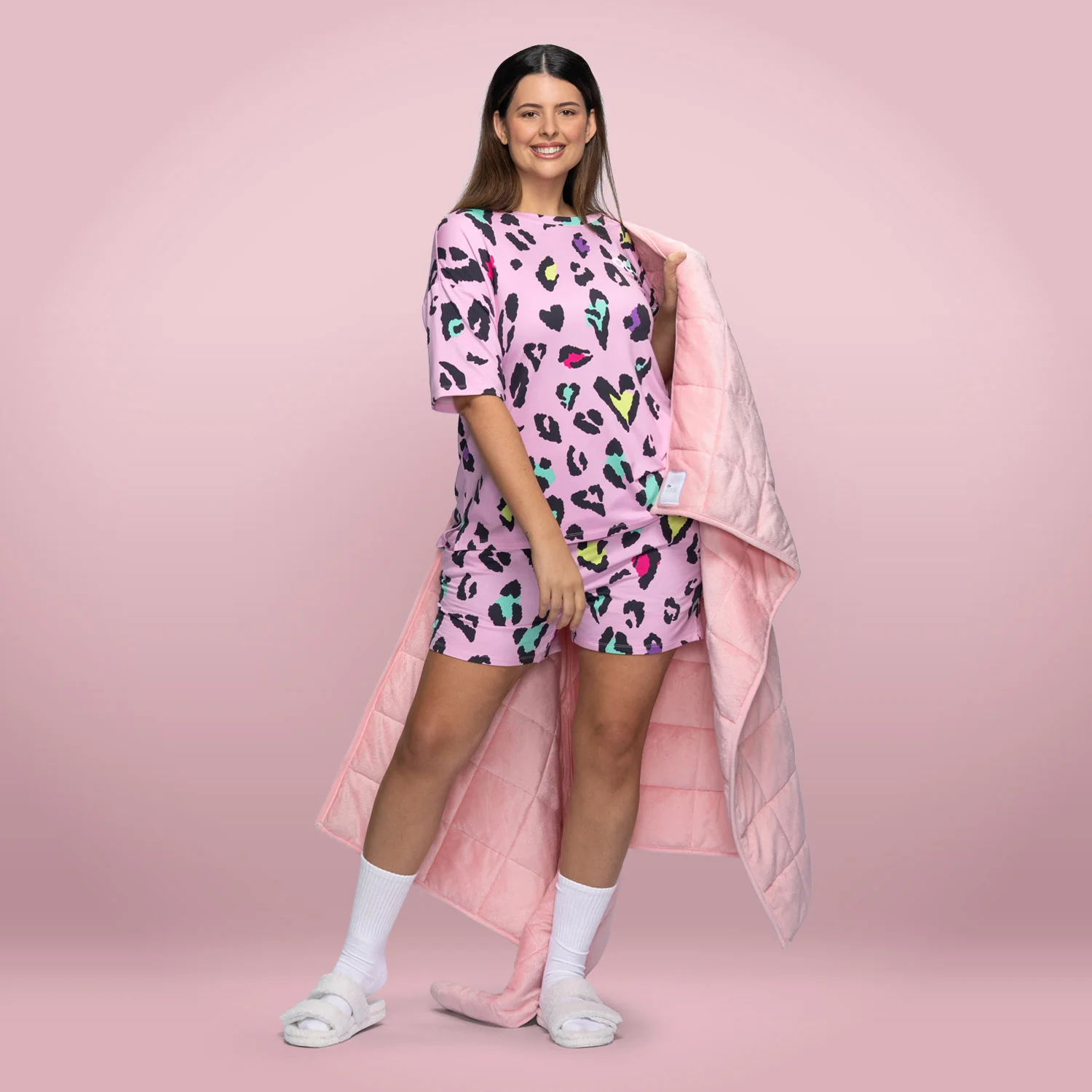864-pink-leopard-4.webp Pink Leopard